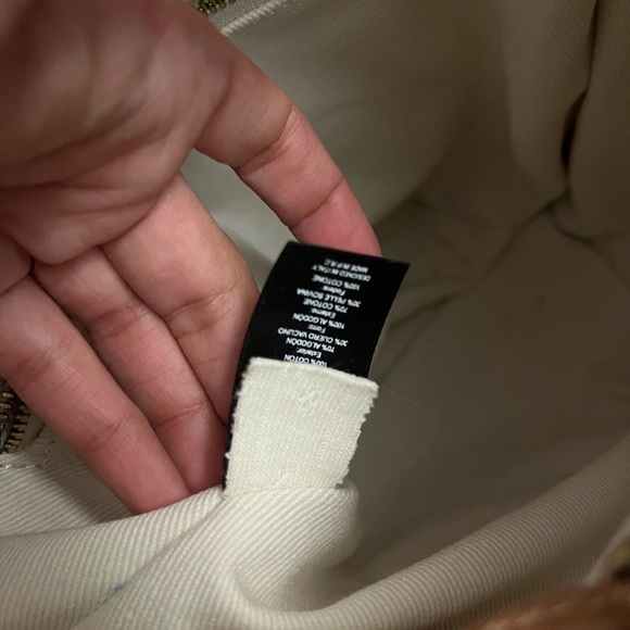 Brandy Melville Canvas/Cow leather Bucket bag - Picture 10 of 11